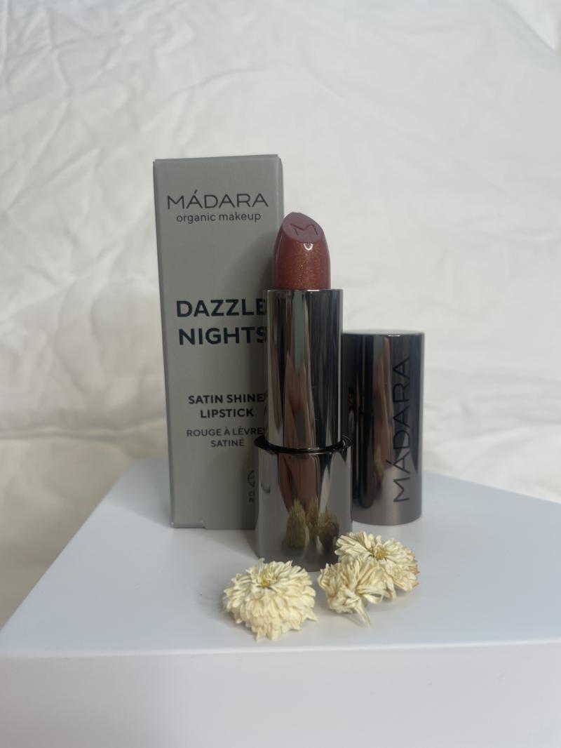 Madara Dazzle Nights Satin Shine Læbestift 507 Rust