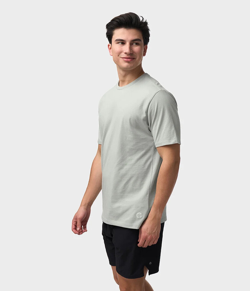 Manduka Tadasana Tee Avian