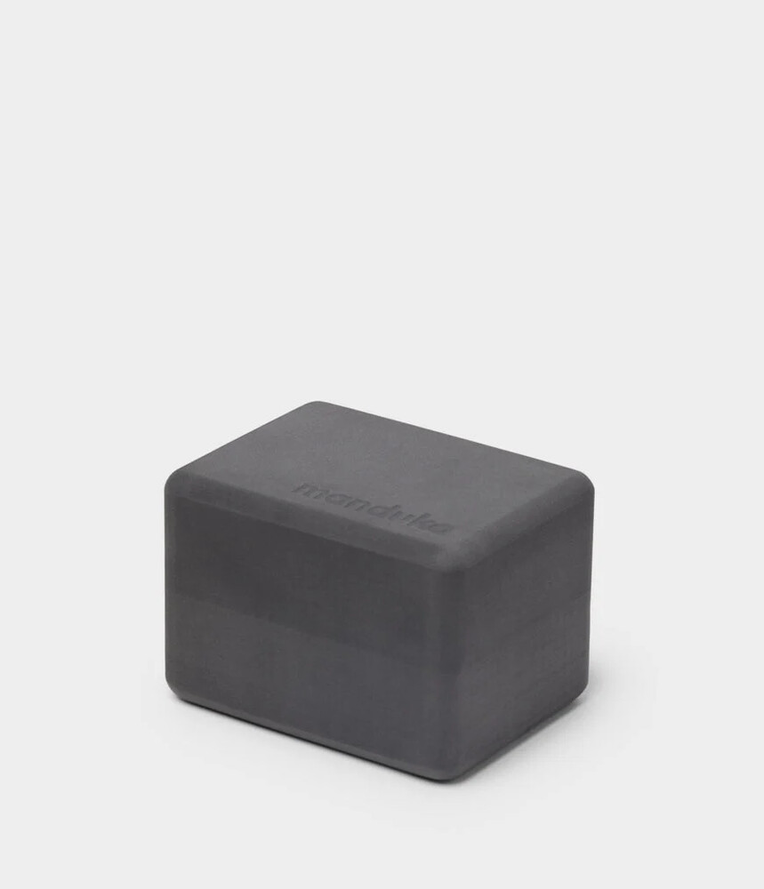 Manduka Recycled Foam Mini Yogablok Thunder